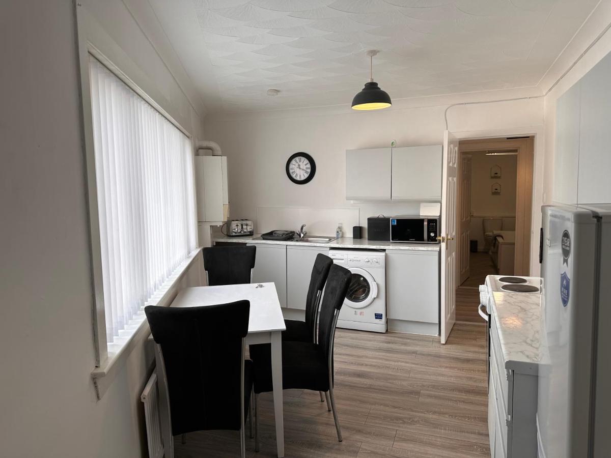 Crown Street Getaway Apartment Еър Екстериор снимка