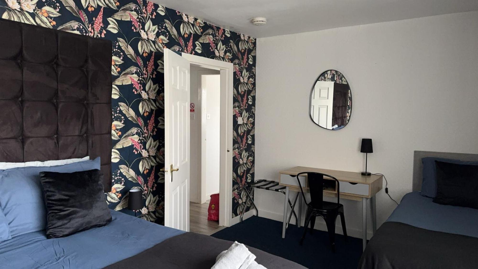 Crown Street Getaway Apartment Еър Екстериор снимка